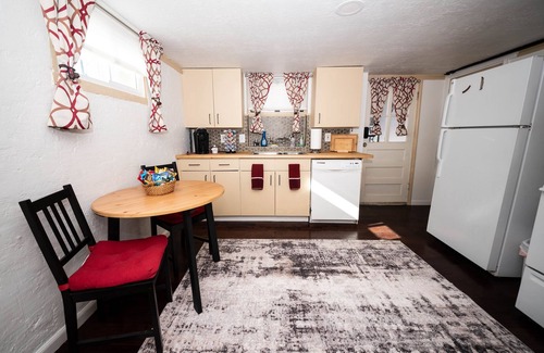 Springville Wohnung | J~Me’s Hideaway