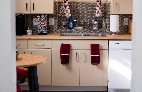 Springville Wohnung | J~Me’s Hideaway