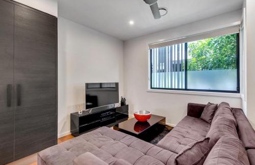 Bulimba Wohnung | J24B - Bulimba Home from Home