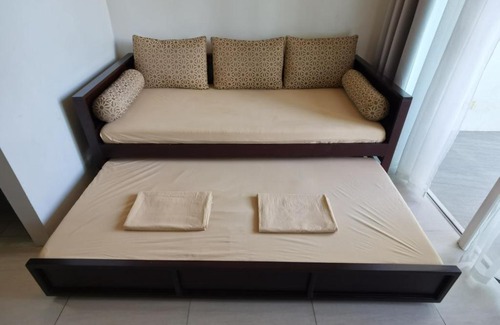 Nasugbu Wohnung | Jacana 707B at Pico de Loro Beach and Country Club by SEE Condominiums