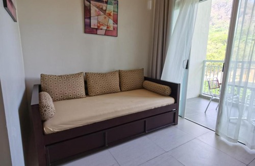 Nasugbu Wohnung | Jacana 707B at Pico de Loro Beach and Country Club by SEE Condominiums
