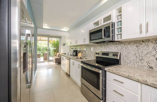 Villarreal Wohnung | Jacarandas #12, Close Tamarindo Beach