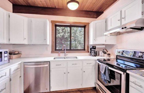 Jackson Haus | Jackson Hole end unit townhome near historic town square and ski resorts