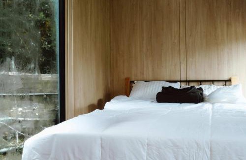 Dahu Haus | Jade in the Wilderness 1 by Tiny Away