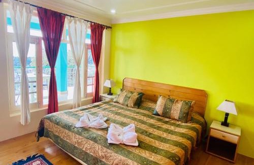 Bhagsu Nag Haus | Jagatram Niwas Guesthouse Dharamkot
