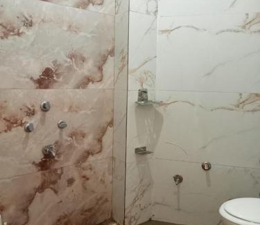 Ujjain Haus | Jai Balaji Atithi Grah जय बालाजी अतिथि गृह