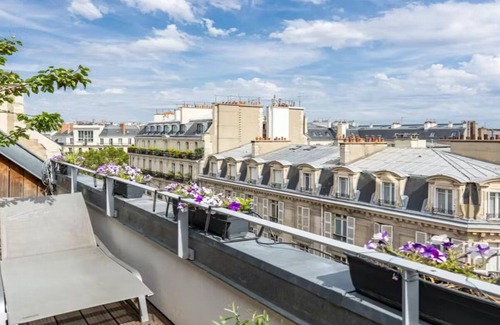 L'Europe Wohnung | Jaw Dropping Vistas-Magnify Your Trip With an Exceptional Stay in Champs Elysees