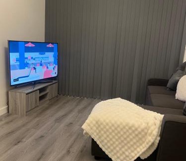 Dagenham Wohnung | Jay3 Suites - Modern, Spacious & Charming One Bedroom Apartment in Dagenham