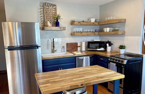 Williamstown Hütte | JC’s Cottage is less than 5 minutes from The Ark Encounter!