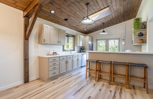 New Bloomfield Haus | Jericho Ridge Retreat.