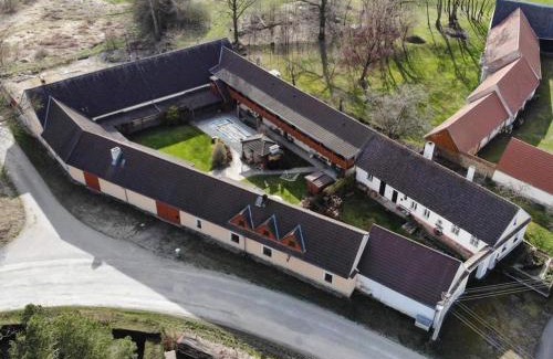 Dynin Wohnung | Jihočeský Statek