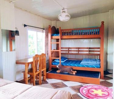 Lampang Haus | Jira Hotel เรือนรับรอง