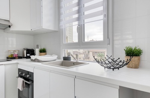 La Courneuve Haus | JO 2024 - House 12 persons / Subway + Train station / Private parking lot / St de France