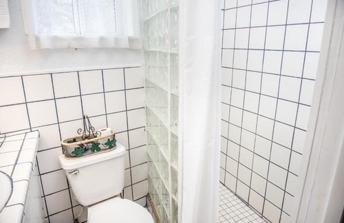 Bisbee Hotel | Jonquil Motel