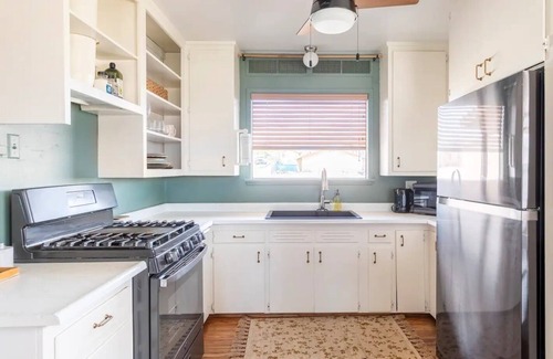 Twentynine Palms Haus | Joshua Tree 2bed1bath King&Queen 10mins to JTNP