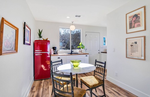 Joshua Tree Haus | 3 Homes ~ Retreats ~ Intimate Gatherings