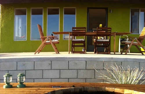 Yucca Valley Haus | Joshua Tree Green House mit Whirlpool im Freien