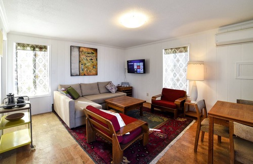 Twentynine Palms Haus | Joshua Tree Hot Springs House