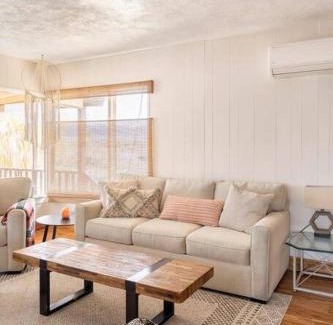 Twentynine Palms Haus | Joshua Tree King&Queen Beds 10mins to JTNP New