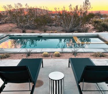 Joshua Tree Haus | Joshua Tree Pool & Pickleball- Mojave Paddle Club