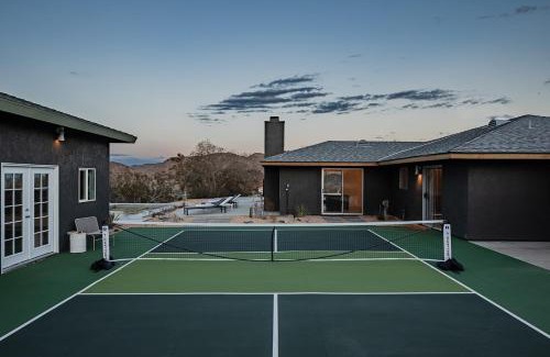 Joshua Tree Haus | Joshua Tree Pool & Pickleball- Mojave Paddle Club