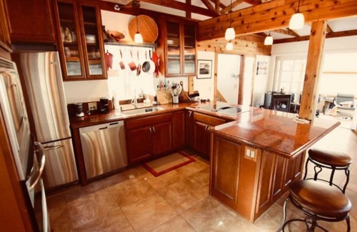 Joshua Tree Highlands Haus | Joshua Tree’s Highland Hideaway Compound