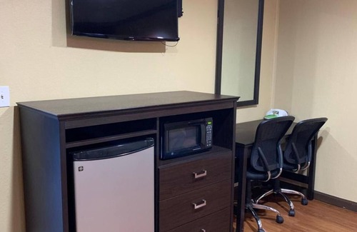 Marion Hotel | Journey Inn