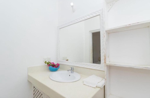 Gede Villa | Joy House