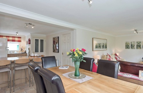 Watton Hütte | 3 bedroom accommodation in Watton