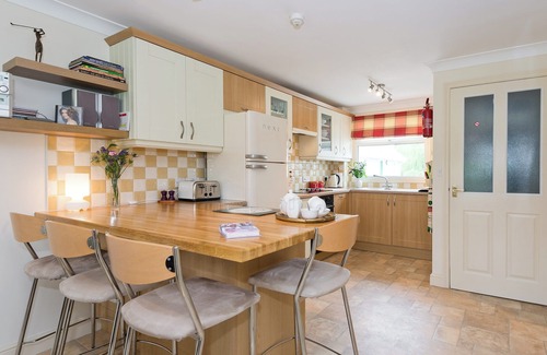 Watton Hütte | 3 bedroom accommodation in Watton