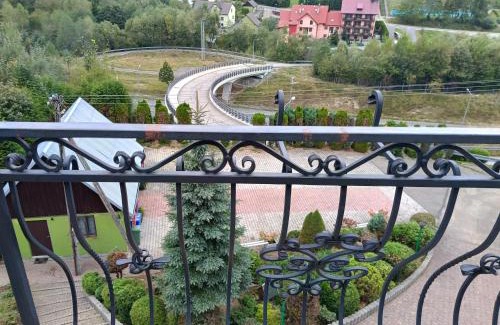 Rycerka Gorna Haus | Juhas
