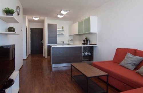 Nove Mesto Wohnung | Juls Apartment /w parking and AC in 3 Towers