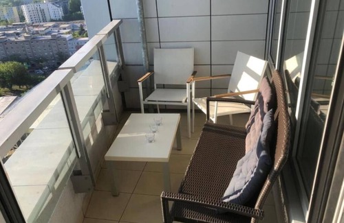 Nove Mesto Wohnung | Juls Apartment /w parking and AC in 3 Towers