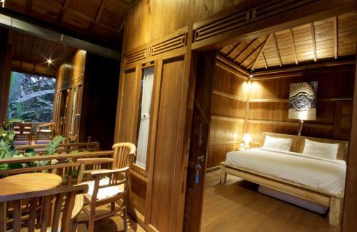 Tampaksiring Haus | Jungle Joglo