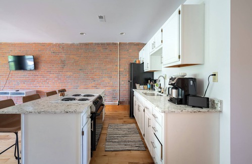 Italian Village Resort | Jungle Twin Loft