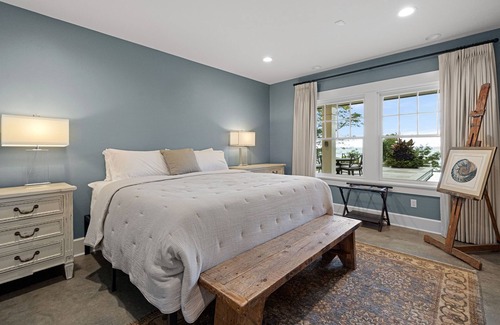 Mill Creek Haus | Juniper Presents: Posh Lkfront Hm w/ 100’ ft of Priv Bch, Pool, Thtr, 2EV Chrgrs