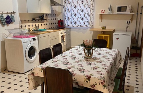 Angra do Heroismo Wohnung | Apartment Juniperus, Balkon, Garten