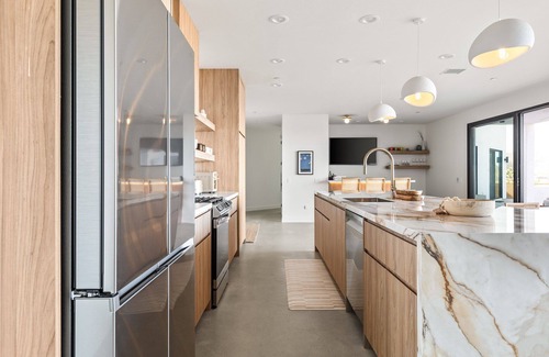 Joshua Tree Haus | Jupiter House by Fieldtrip | Modern w Infinity Pool, Pickleball