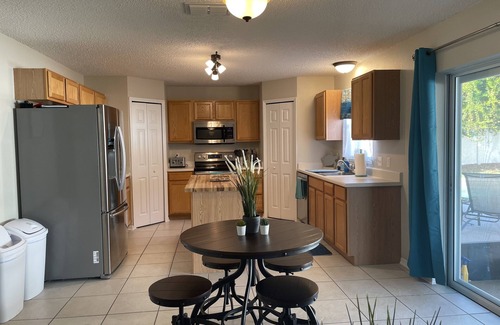 Florida Shores Haus | Just minutes from the ocean Lg 4 bedroom w/private fenced in pool!