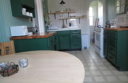 Superior Haus | JUST OPENED ! Enjoy the Quiet side of Lake Superior's, ten minutes from Duluth!