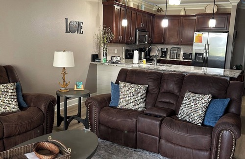 Osage Beach Eigentumswohnung | Nur wenige Schritte vom Pool entfernt !! Bootsbeleg gegen eine nächtliche Gebühr erhältlich