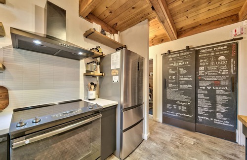 Pioneer Trail Skihütte | Süßes Chalet in Tahoe! Tolle Lage, Retro Dekor, Waldgebiet, 1. 5 BD / BA