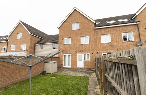 Norwich Haus | K Suites - Comfy 4 bed House w/free parking