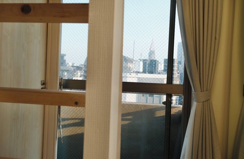 Hyakunincho Wohnung | Kabukicho, Shinjuku｜6 bedrooms, 125 sq.m. maisonette｜Center of downtown｜3 min. walk from station