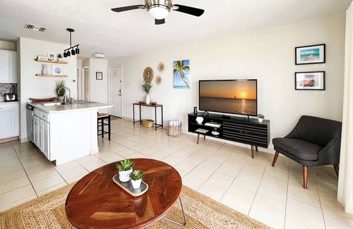 Rum Point Eigentumswohnung | "Kaibo Star" for 2 : Cozy 1-BR beachfront condo with Pool in Kaibo / Rum Point !