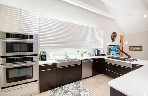 Rum Point Haus | Kaiku: Gated Villa w/Private Pool, Heated Spa, Jet Ski Dock + Guesthouse