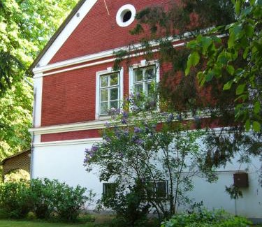 Tornyiszentmiklos Haus | Kalmár Vendégház-Vadászház