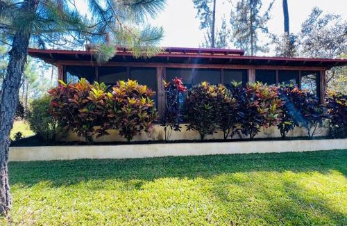 San Antonio Haus | Kane Villas - Mountain Pine Ridge