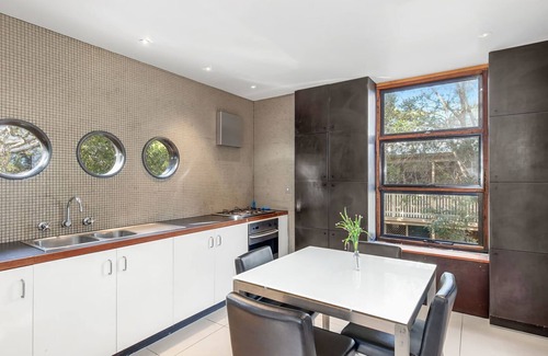 Emerald Beach Haus | Kangarilla - Emerald Beach