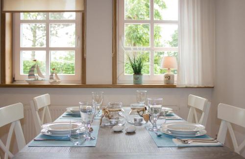 Carolinensiel Haus | Kapitänshaus an der Friedrichsschleuse